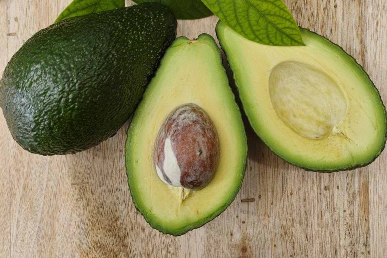 Как вырастить авокадо из косточки в домашних условиях в горшке для начинающих пошагово с фото