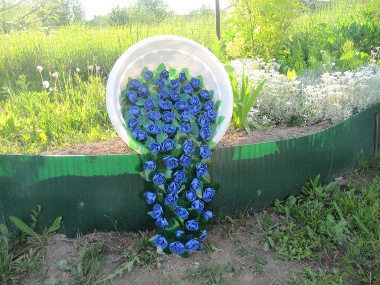 Поделки из пластиковых бутылок для сада и огорода фото и описание пошагово