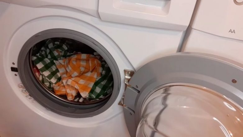 Как быстро отстирать кухонные полотенца