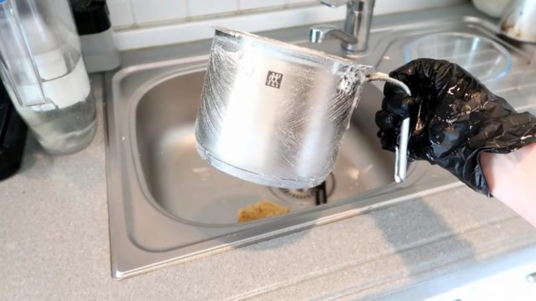 Как быстро очистить посуду из нержавейки