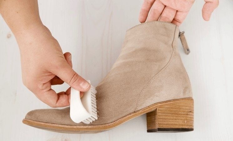 6 простых шагов, которые помогут легко вернуть замшевой обуви былую красоту