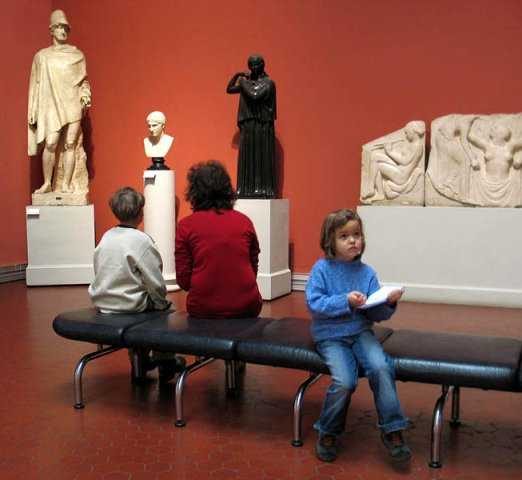 Как рассказать детям о музеях