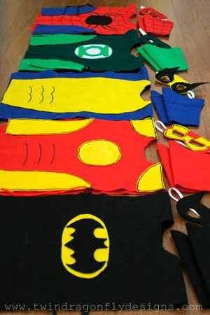 Новогодние костюмы супергероев для мальчиков