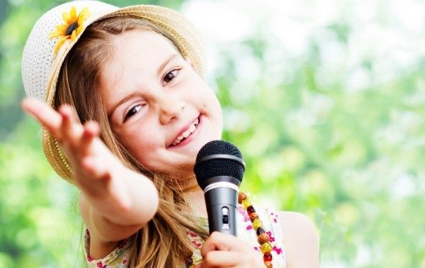 Учим ребенка петь