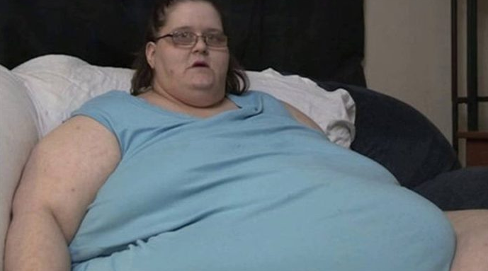 Австралийка весом 272 кг родила 18-килограммового ребёнка