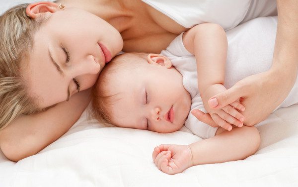 10 проверенных способов уложить ребенка спать