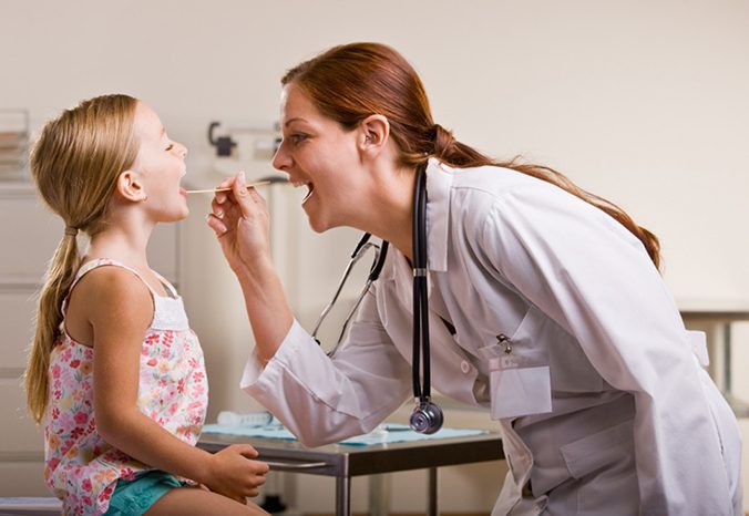 Симптомы и лечение герпеса на губах у детей