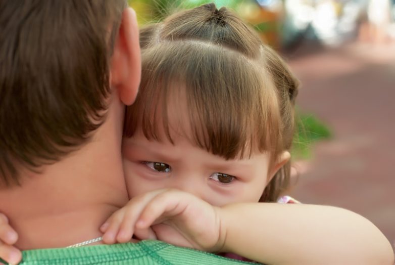 Почему взрослым нельзя вмешиваться в конфликты между детьми?