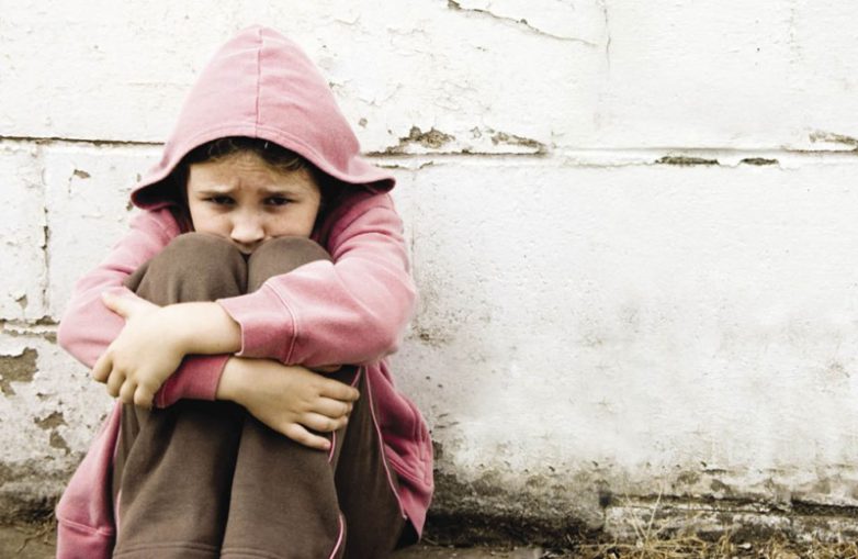 8 психических травм детства, которые мешают жить