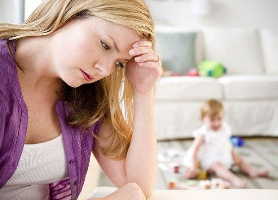 4 стадии материнского выгорания и как защитить себя от них