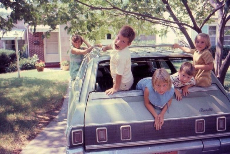 Дети в багажнике: когда-то это было нормально!