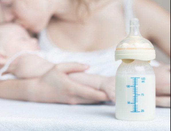 Сцеживание меняет свойства грудного молока