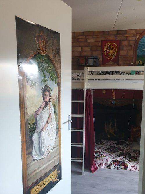 Мама-художница превратила комнату дочери в Хогвартс!