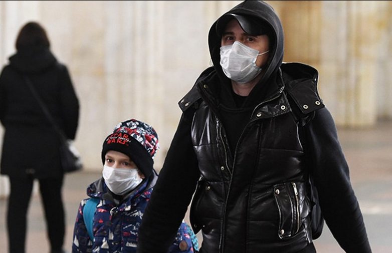 Роспотребнадзор рекомендовал не гулять с детьми из-за пандемии коронавируса