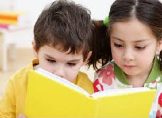 Чтение и его влияние на развитие критического мышления и воображения ребенка