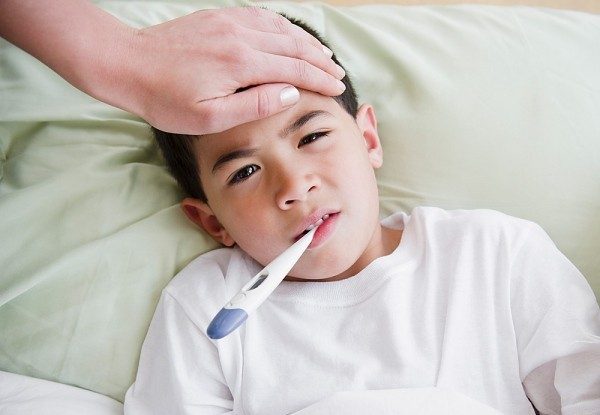 Симптомы и лечение аллергии на укусы насекомых у детей