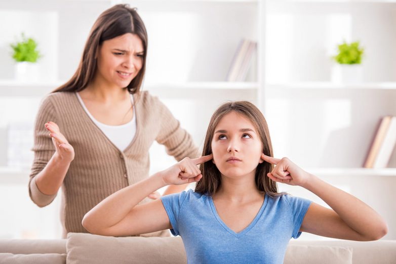 8 причин, по которым дети не слышат родителей