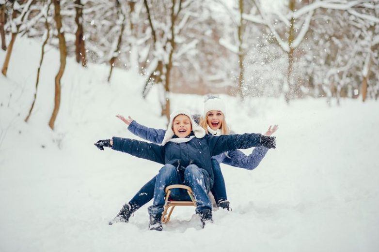 10 идей, чем заняться с детьми во время зимних каникул