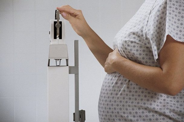 Чем опасно ожирение во время беременности?