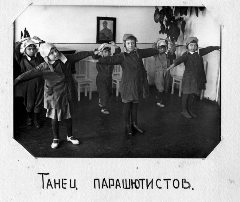 Повседневная жизнь советского детского сада в 1936 году