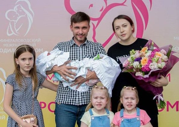 1 : 10 000 000: жительница Ставрополья второй раз подряд родила двойню