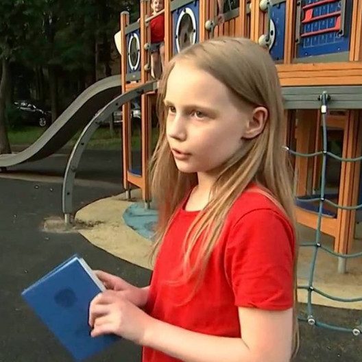 Кем работает отец Алисы Тепляковой — 9-летней девочки-вудеркинда