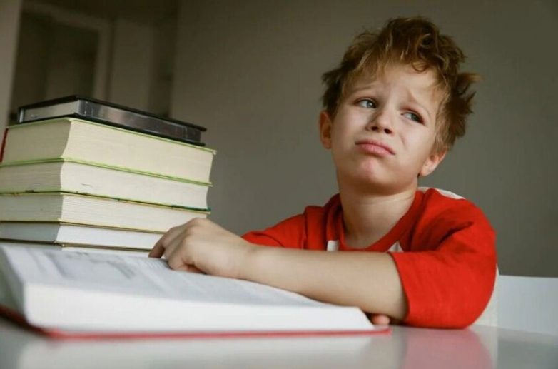 7 частых ошибок родителей, мешающих детям читать