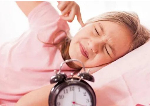 Простой способ помочь ребенку с легкостью просыпаться в школу