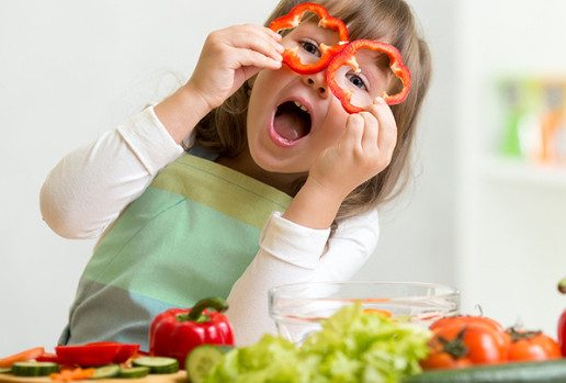 Как заставить детей есть больше овощей?