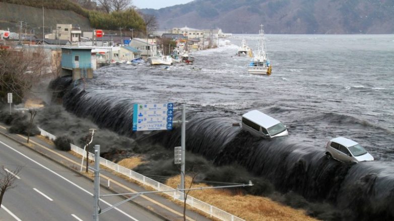 Самые мощные и разрушительные цунами