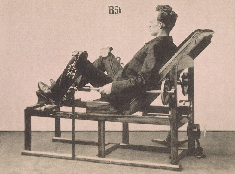 Тренажёры Викторианской эпохи, больше напоминающие орудия для пыток