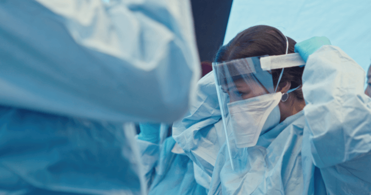 Шок: маски для лица могут повысить вероятность заражения коронавирусом