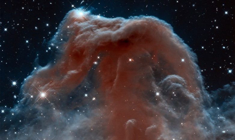 Необъяснимые снимки из далёкого космоса, вызывающие недоумение у астрономов