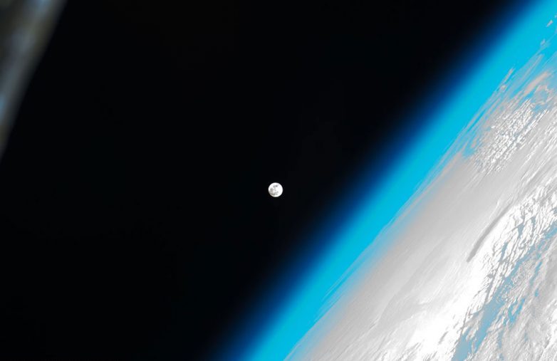 Космос и планета Земля в объективе