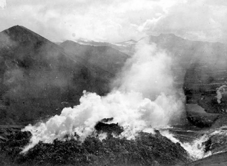 Когда рокотал Кракатау: 11 крупнейших извержений вулканов в истории