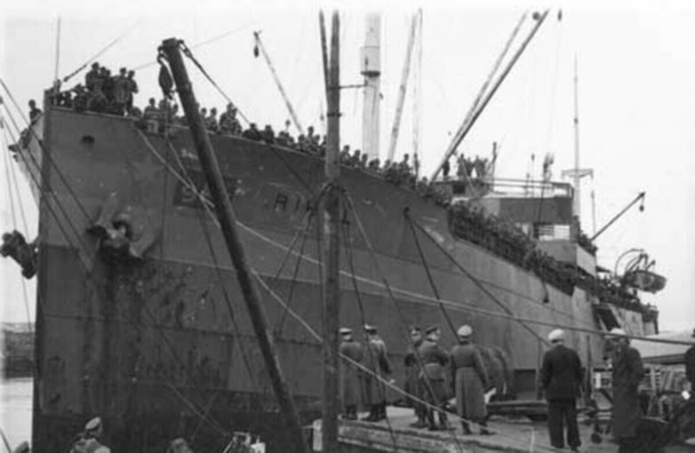 Как роковая ошибка британских моряков привела к гибели 2000 советских солдат