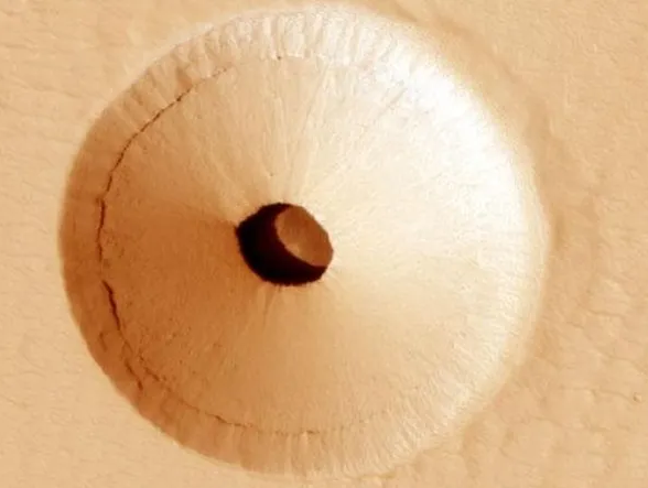 Необычный объект на Марсе — что он собой представляет?