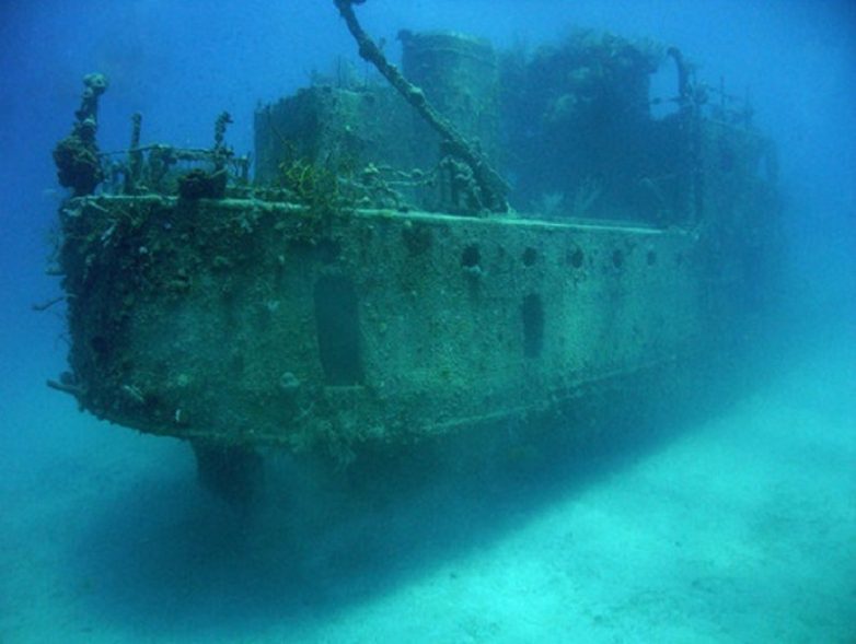 9 известных затонувших кораблей, которые манят дайверов