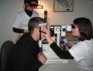 Дистрофия сетчатки глаза: симптомы, народные рецепты лечения