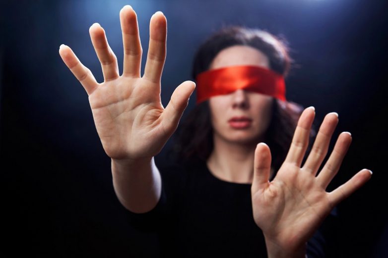 7 повседневных привычек, негативно влияющих на зрение