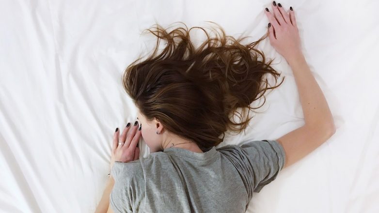 Как недосып влияет на вашу психику?