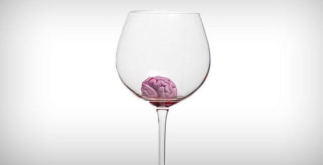 Как алкоголь влияет на мозг