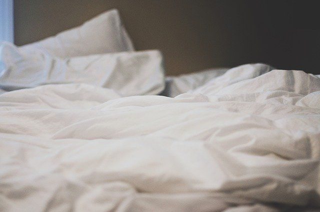 Как выбрать правильную подушку для сна