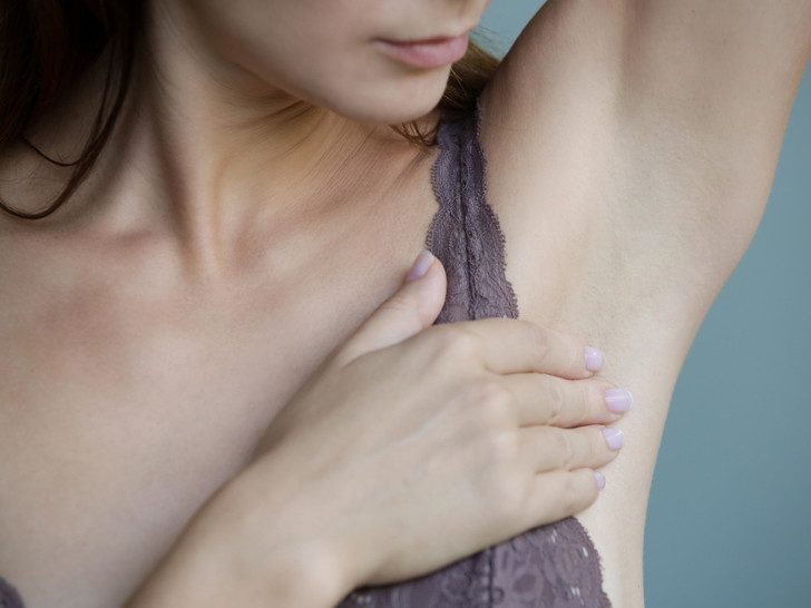 6 самых ранних симптомов рака груди