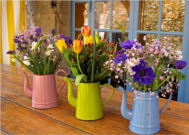 Красивые вазоны для цветов, сделанные из подручных материалов