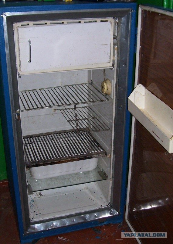 Как произвести косметический ремонт старого холодильника