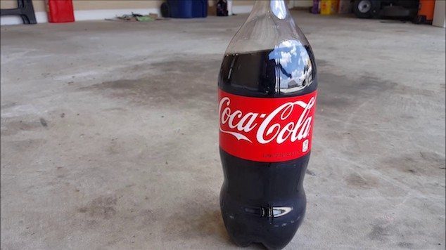 8 способов применения кока-колы в быту, о которых вы точно не знали