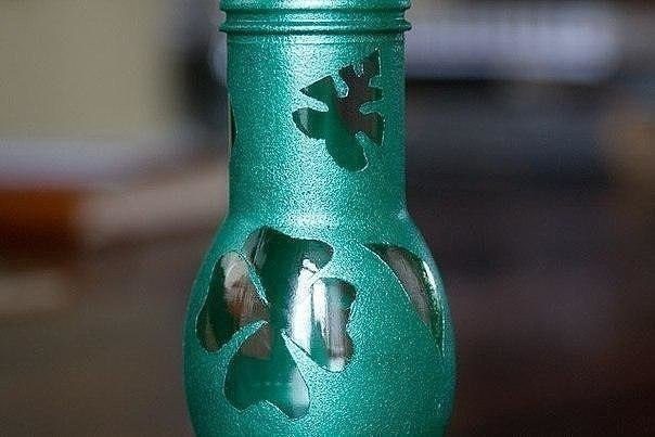 Как сделать необыкновенную вазу из обыкновенной бутылки