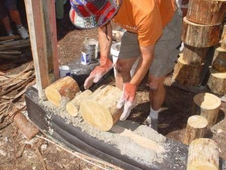Как построить дом, используя только дрова и глину