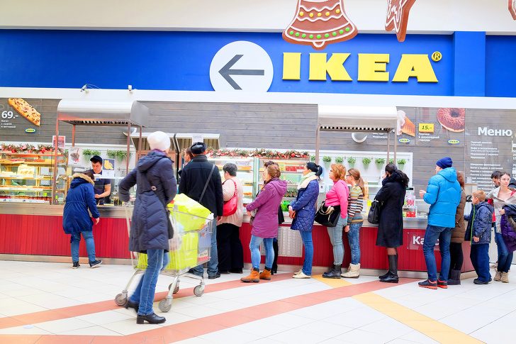 10 уловок магазинов IKEA, которые манипулируют нами как хотят, и способы экономии в них